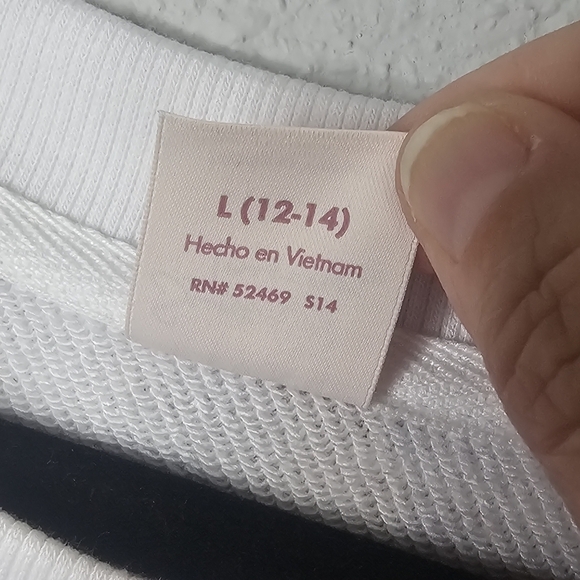 Secret Treasures Crop Sweatshirt Womens L 12-14 White Pink Palm Tree Soft Hi Lo - Picture 7 of 9